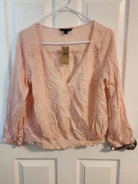 American Eagle Outfitters Women’s Light Pink Wrap Blouse Large